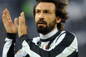 开云体育登录-德甲争冠战之夜，阿拉巴攻防两端统治，一个后卫的无声交响