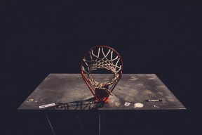 开云APP-世界排名争夺战之夜，哈利伯顿成为胜负手