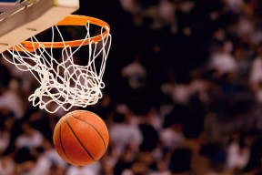 开云体育app-保罗主宰比赛走向，火箭打穿鹈鹕，当控卫之神按下精准的毁灭键